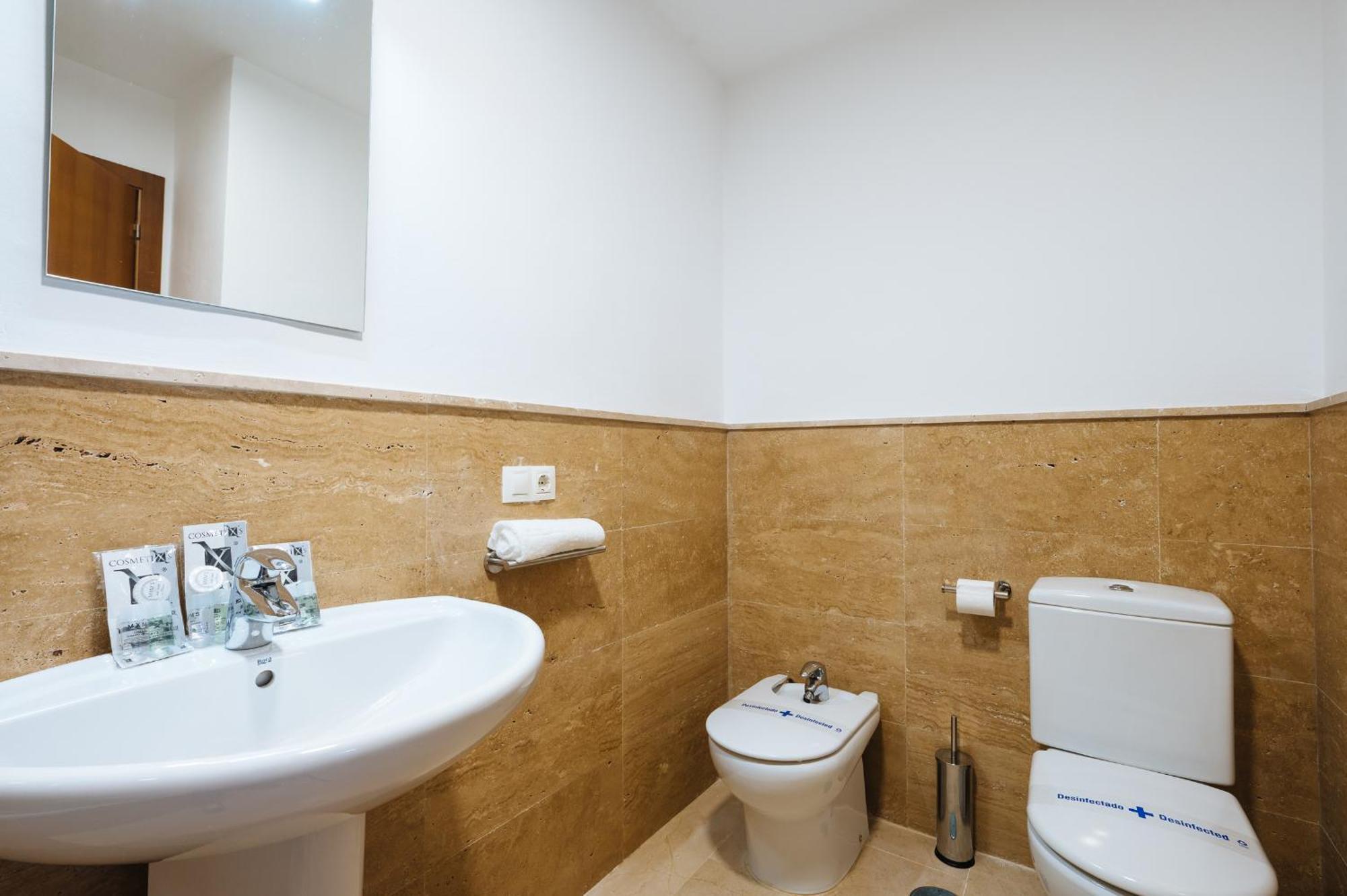 Apartamento Luxury In Sevilla - Pool, Terrace & Gameroom *