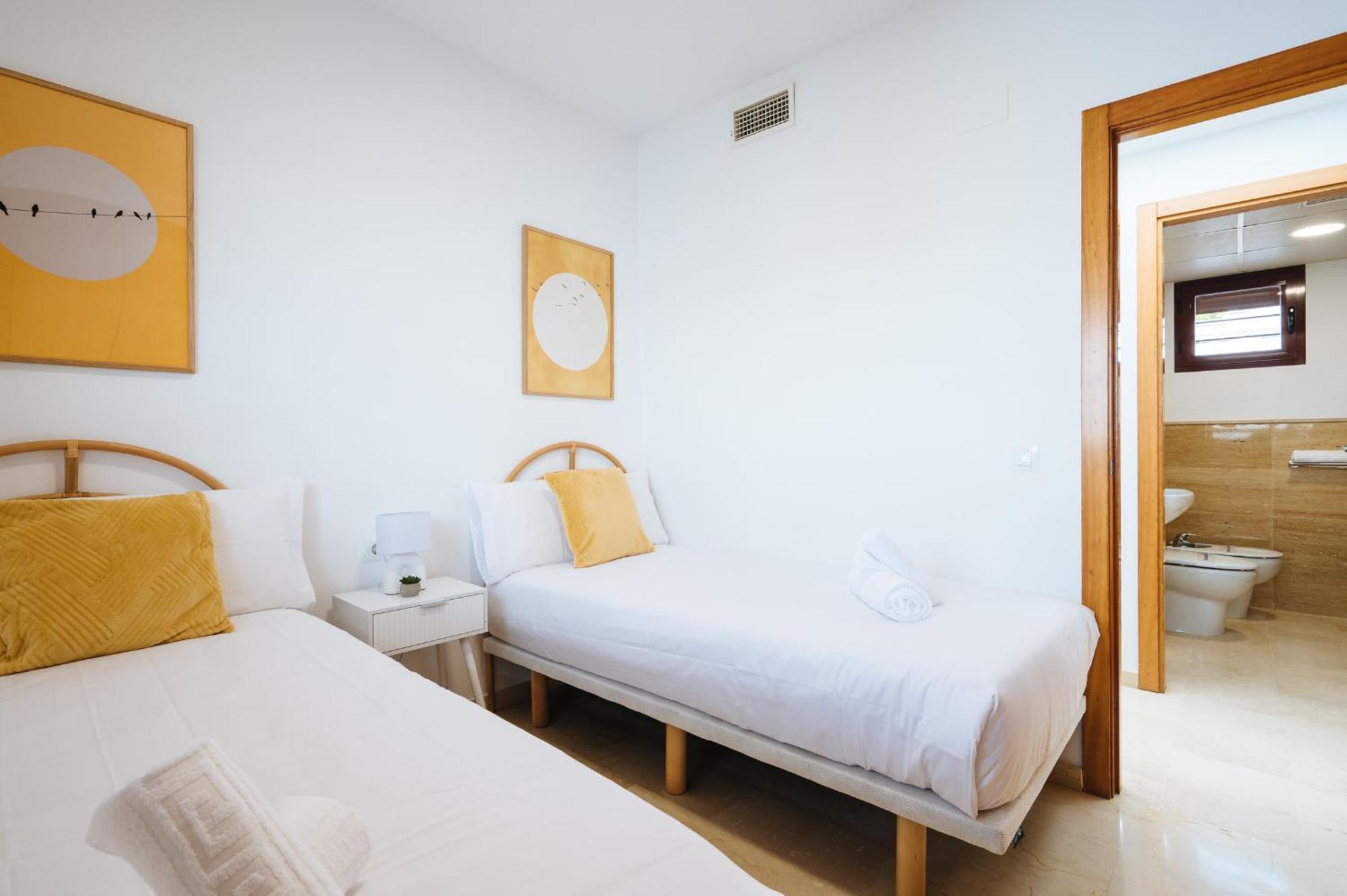 Luxury In Sevilla - Pool, Terrace & Gameroom Montequinto