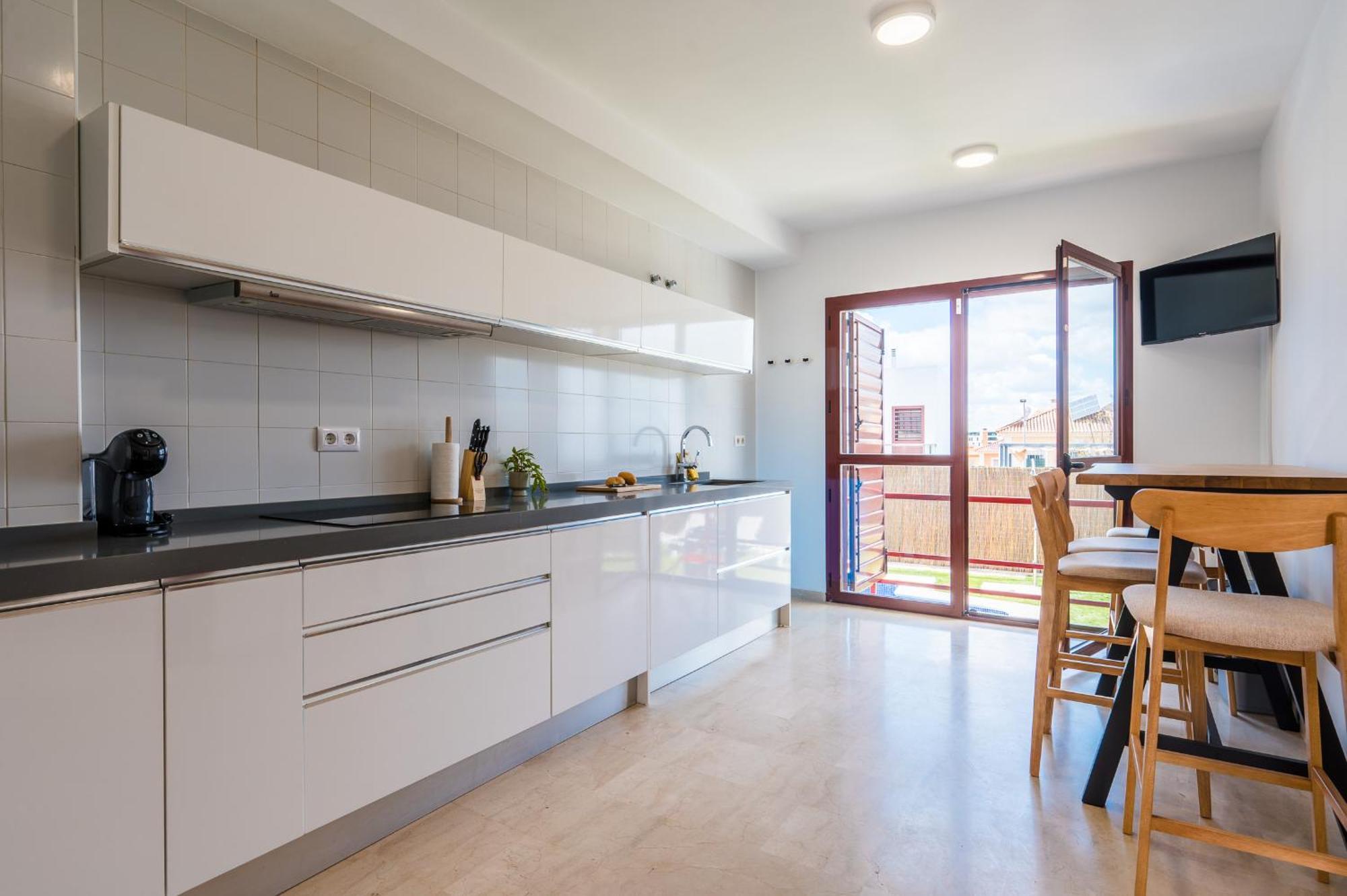 Apartment Luxury In Sevilla - Pool, Terrace & Gameroom