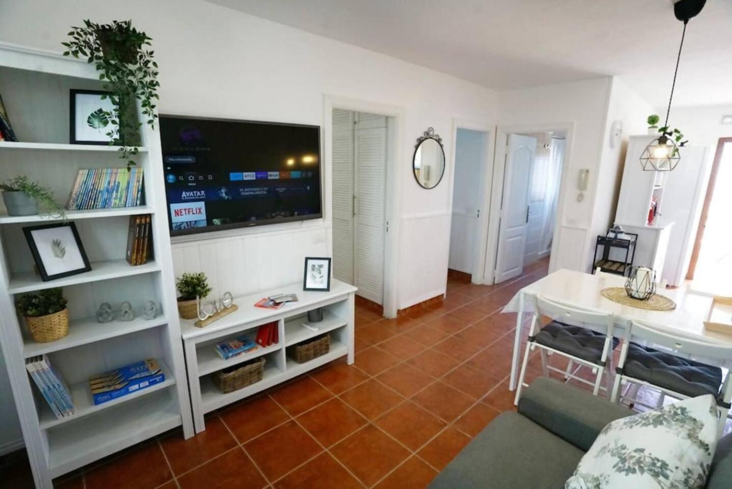 Apartment Terraza Centrico Pueblo Aparcamiento Cerca