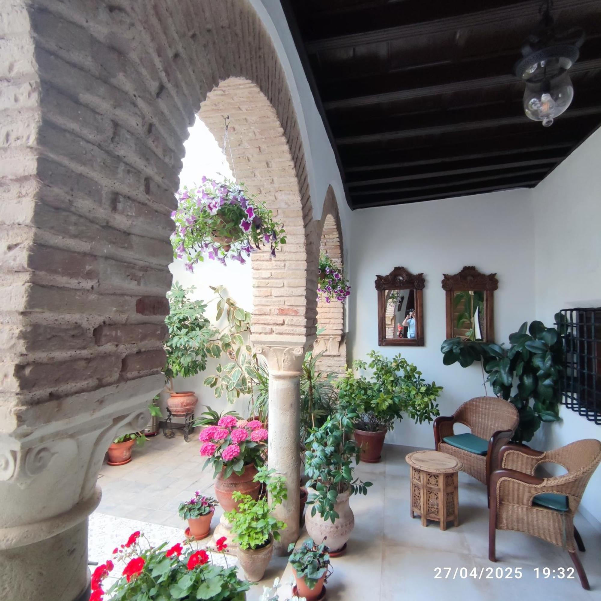 El Patio De Regina Apartment *