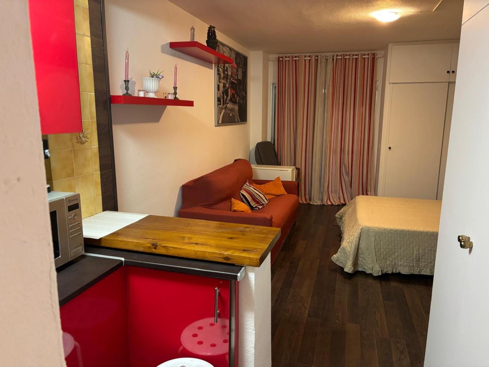 Apartamento Coqueto Estudio Con Piscina *