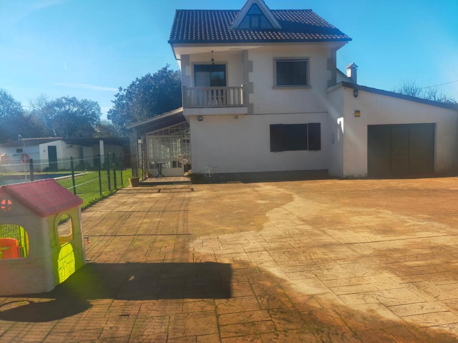 La Casa De La Noche Estrellada Tomiño