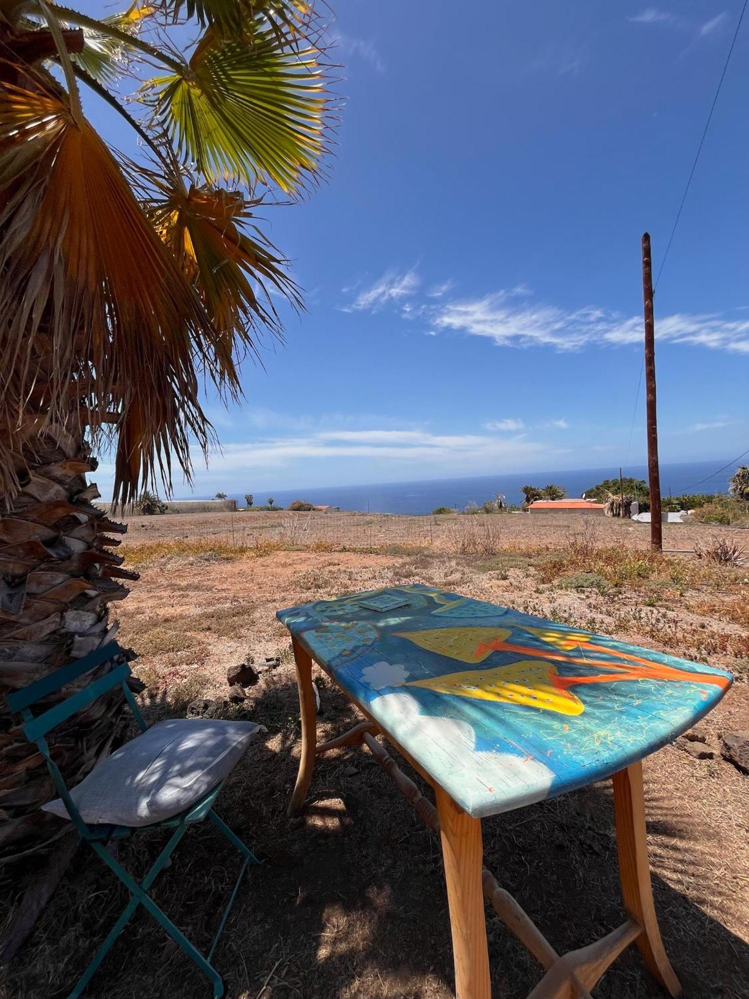 Adeje - Twinfin & Surf Yoga Camp