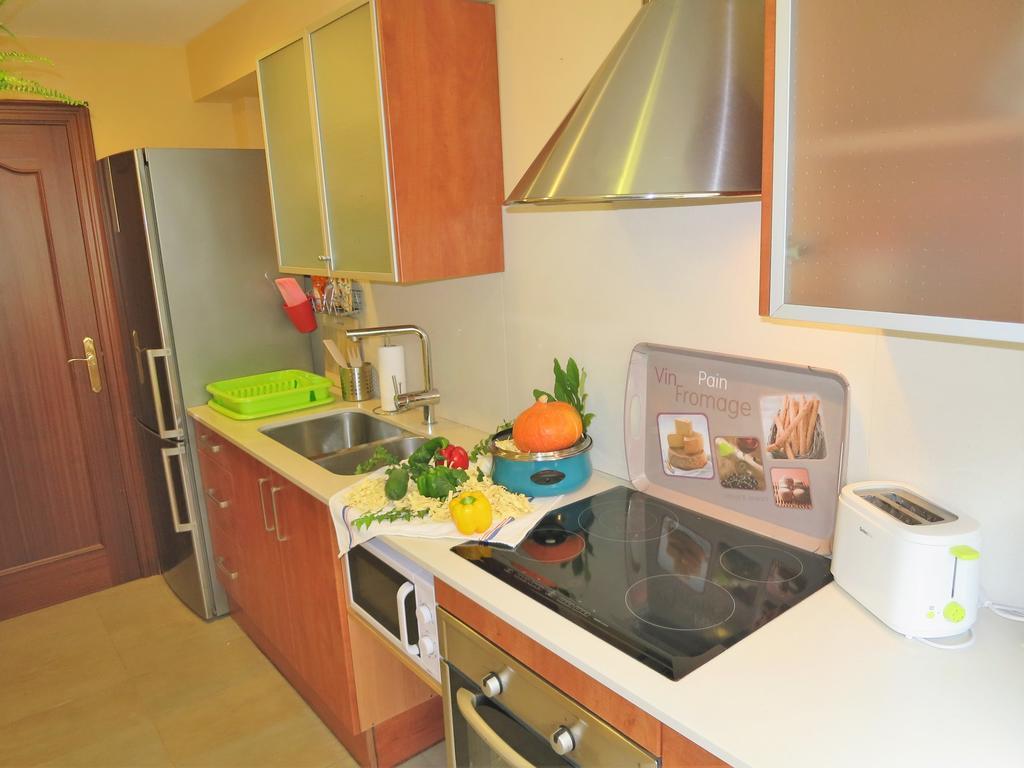 Nuria Seaview Beach-apartment Apartment