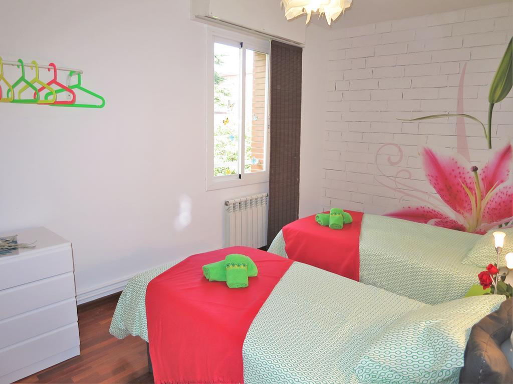 Nuria Seaview Beach-apartment Apartment