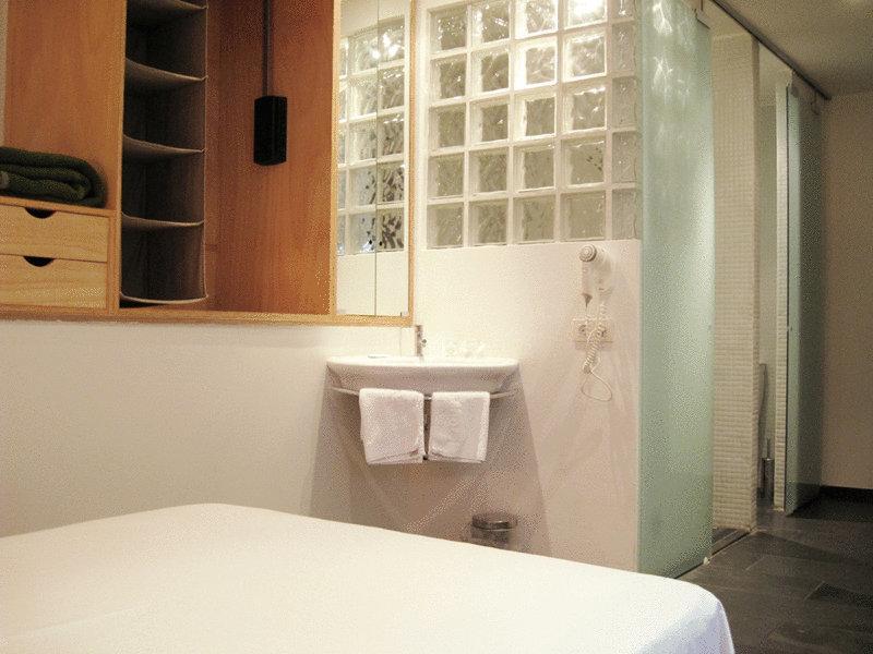 La Plaza Ii Hotel 3*