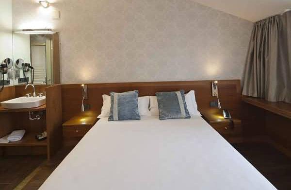 Real Cinco Linajes Hotel 4*