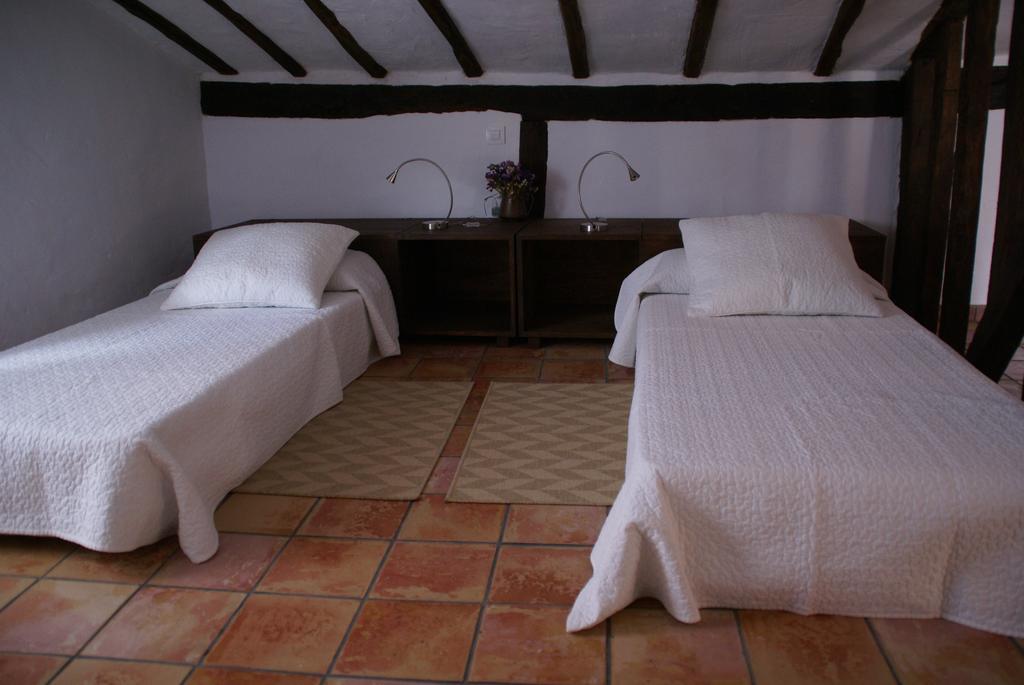 Rurales Casa De Escudos