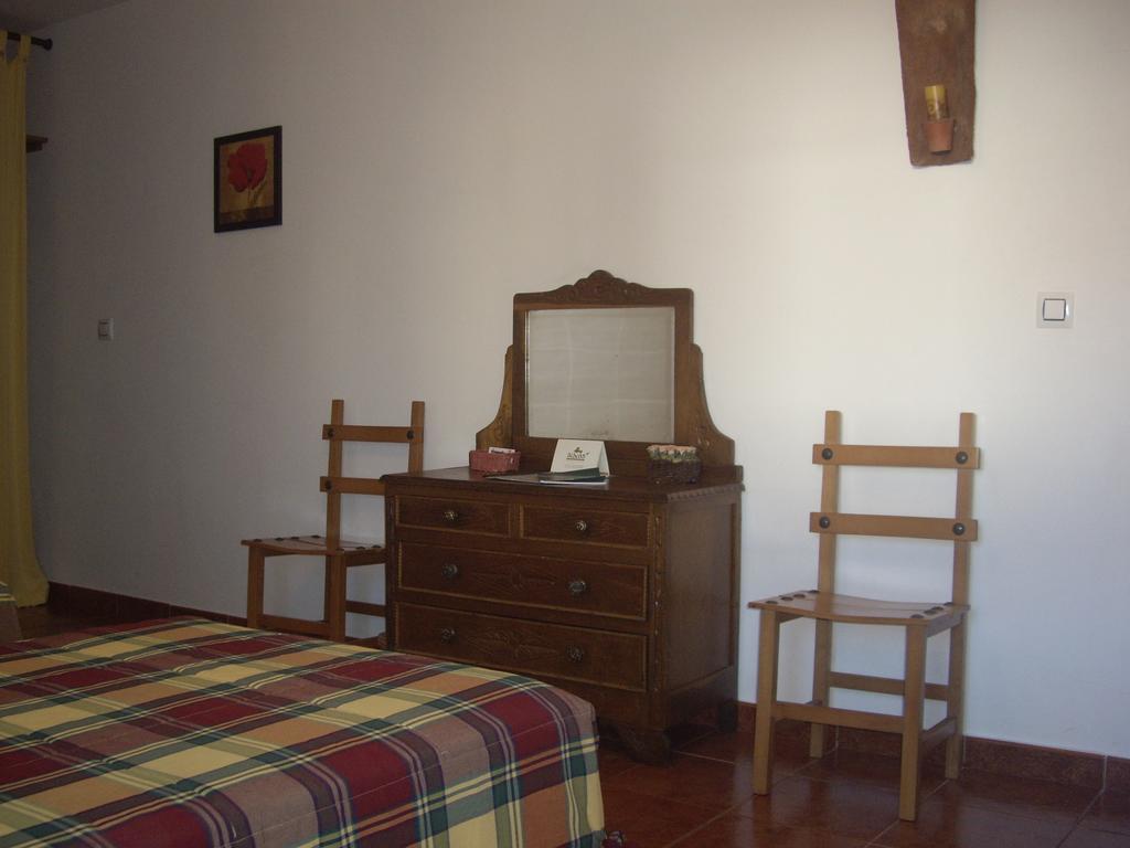 Hotel Casa De Aldea La Casona De Los Valles 3*