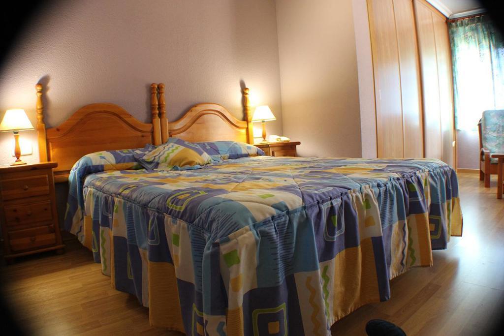 Hotel Nieves Las Nieves (Castilla-La Mancha)