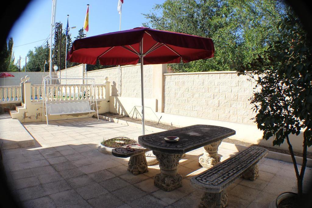 Nieves Hotel
