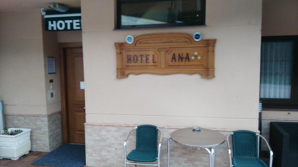 Hotel Ana 3*