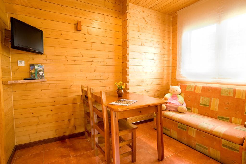 Camping La Borda D'arnaldet *
