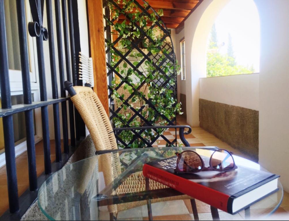 Alcadima Hotel