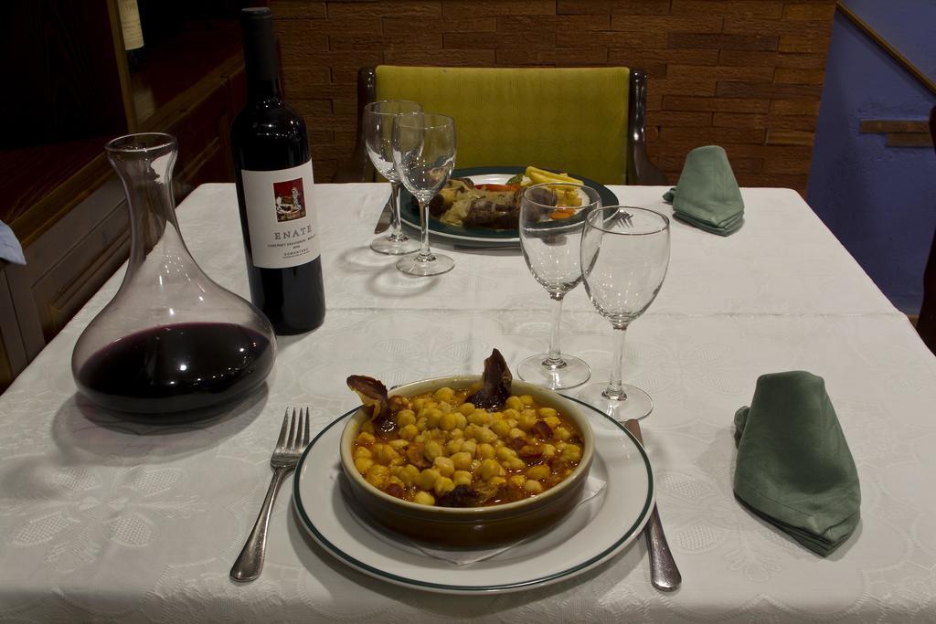 Hotel Clemente Barbastro