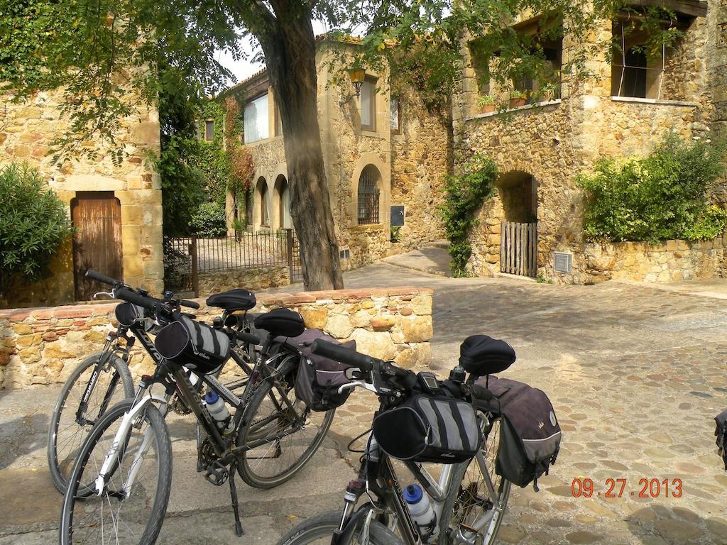 Arcs De - Adults Only 4* Monells