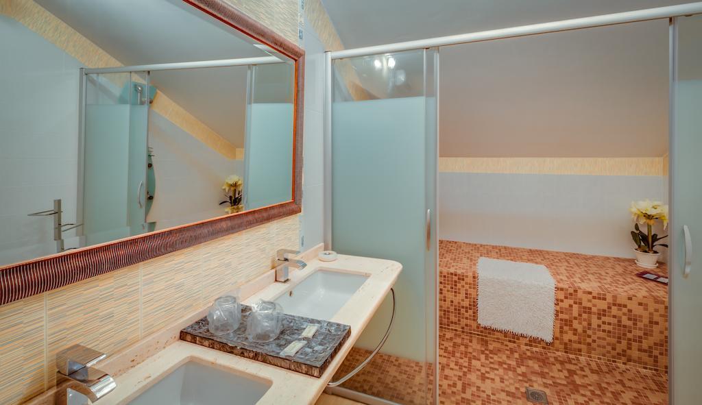 Ciudad De Hotel *