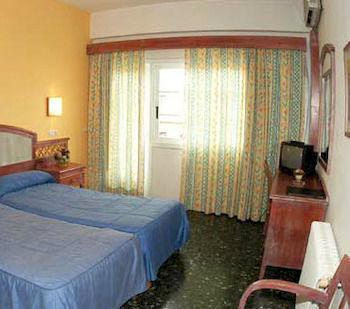 Guest house Illes Pitiueses 2*