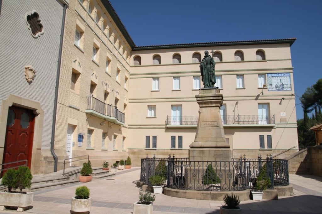 Pensión Juvenil El Olivo Peralta de la Sal