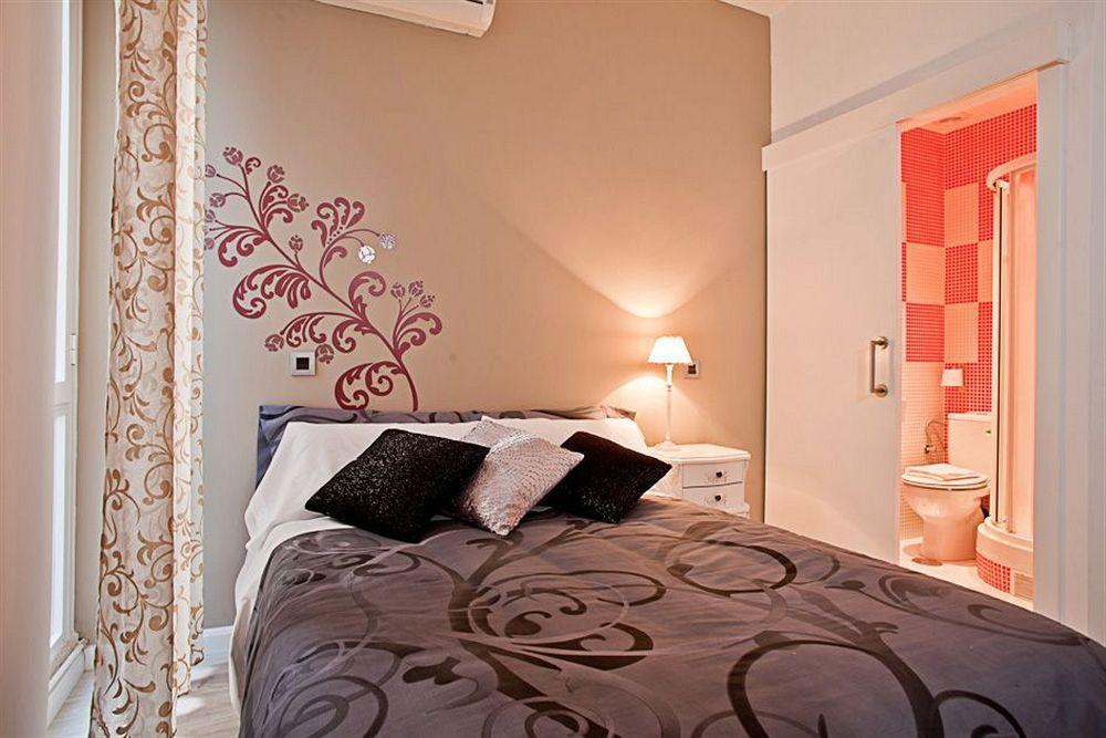 Guest house Foster