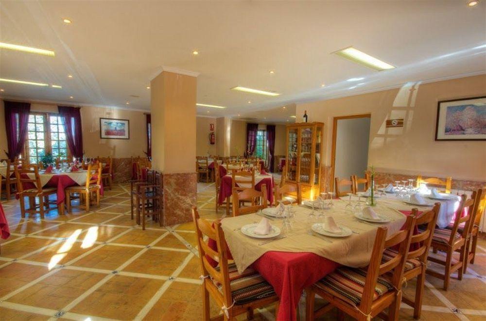 Tugasa El Almendral Hotel
