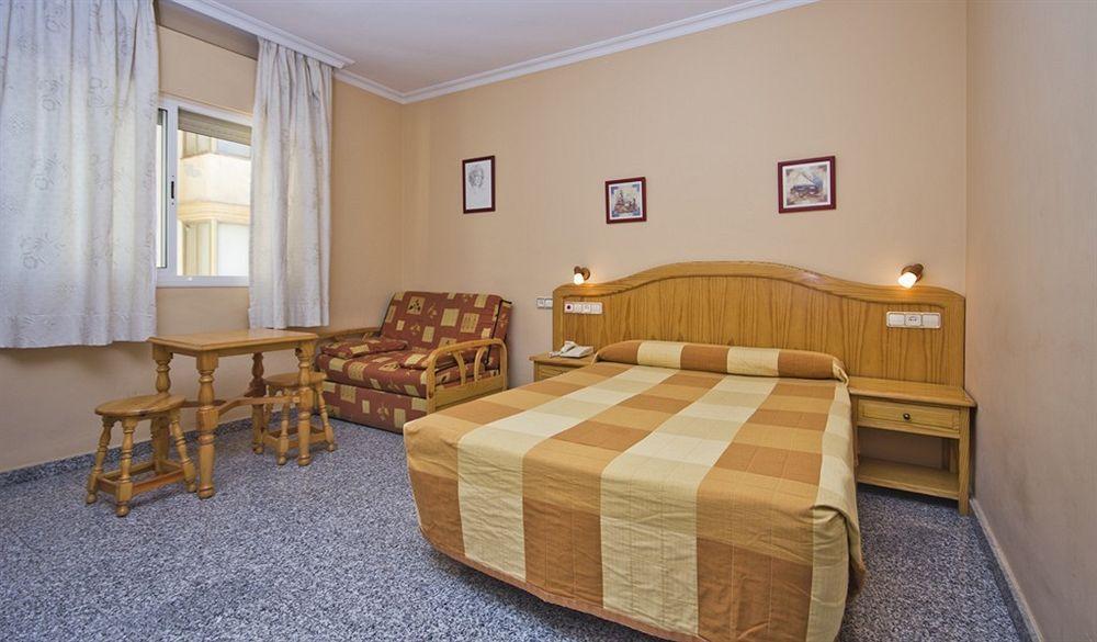 Pensión Corchos Fuengirola