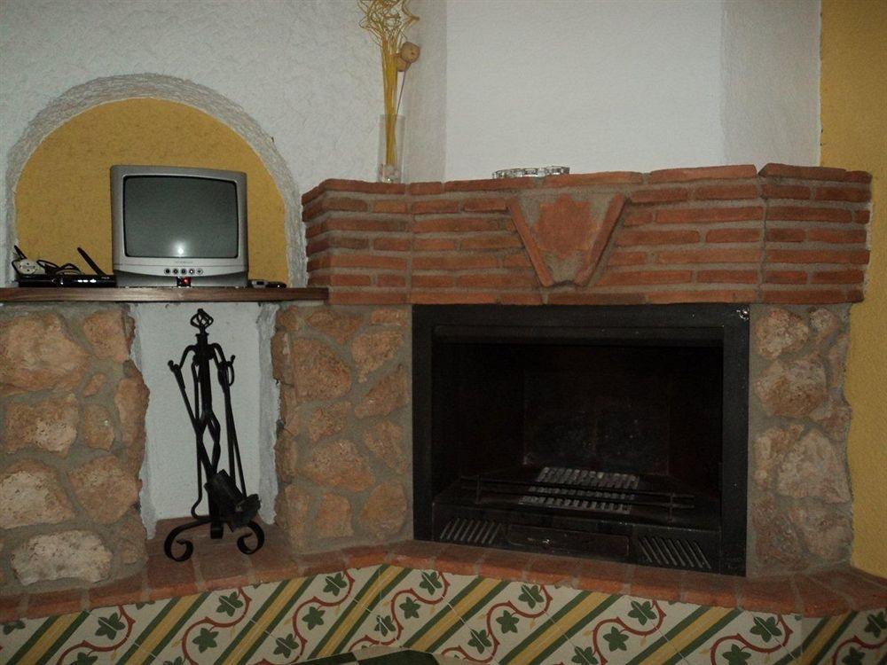 Cuevas Hammam Abuelo Jose * Purullena