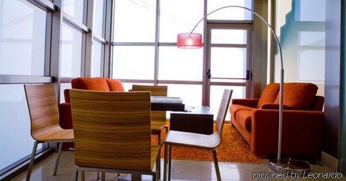 Royal Nayef Hotel