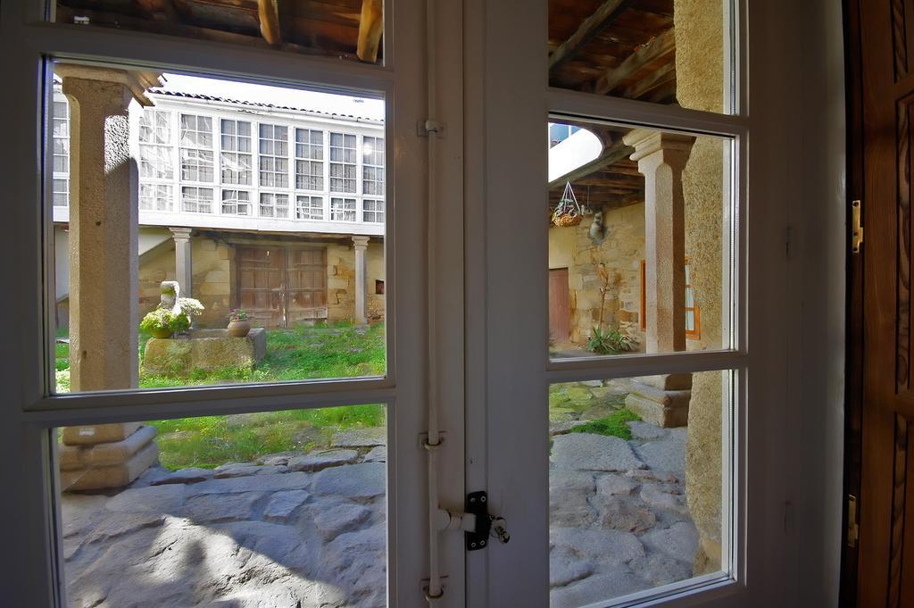 Casa Grande De Trives Bed and breakfast
