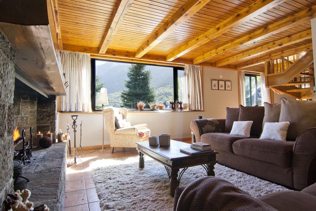 Casa Lola Pirene *