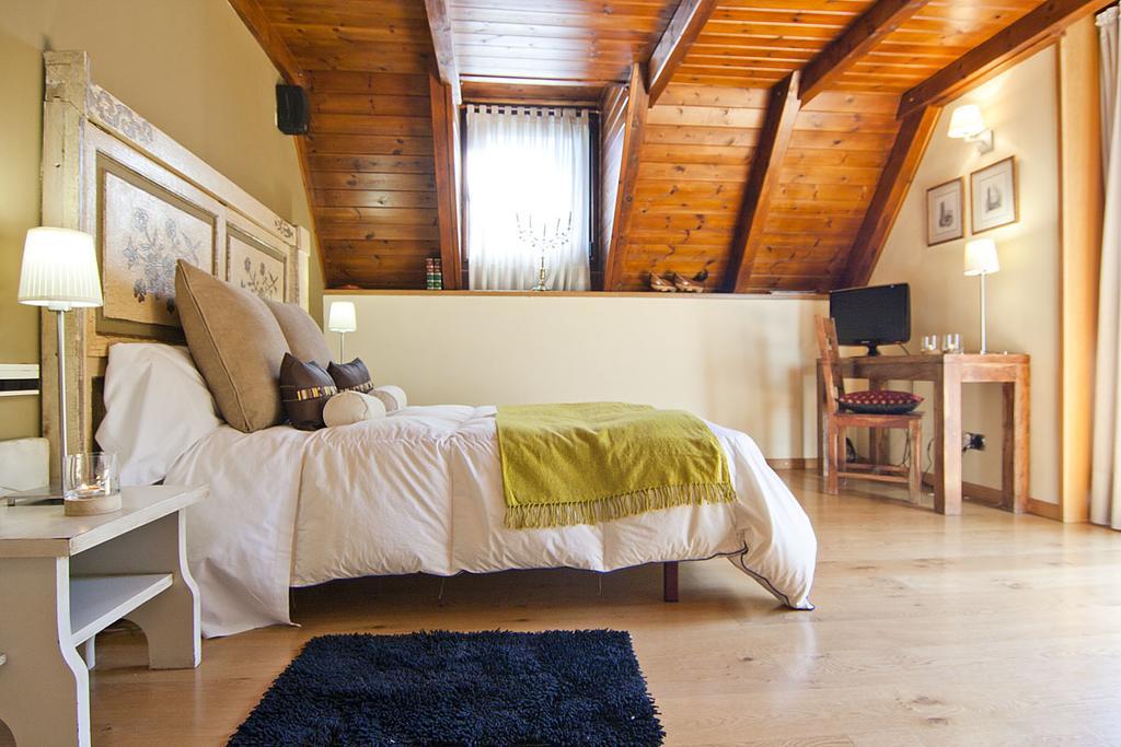 Casa Lola Pirene Holiday home *