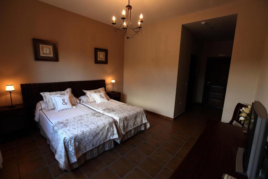 La Senda De Enebros Casa rural Higuera de las Dueñas
