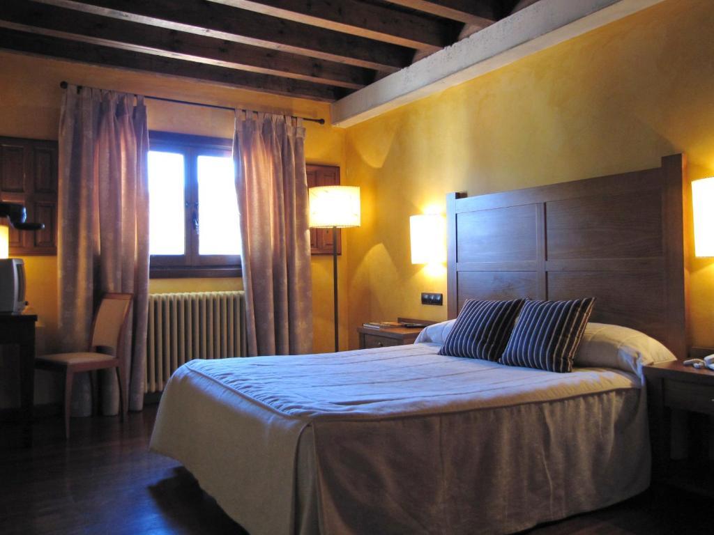 Guest house Los Templarios Ucero