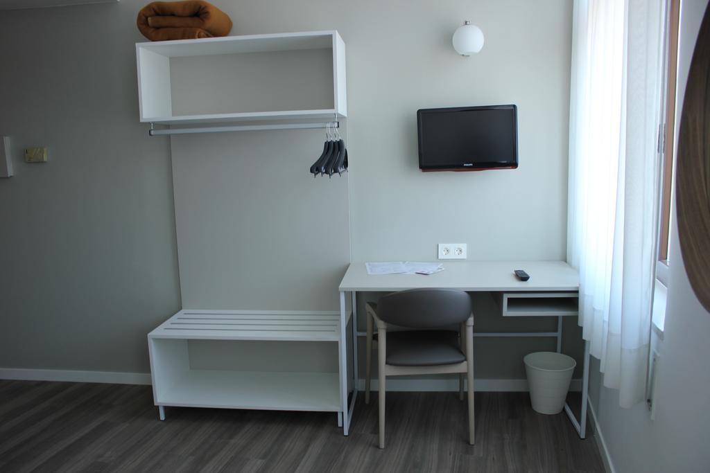 Residencia D'investigadors Hostal Barcelona