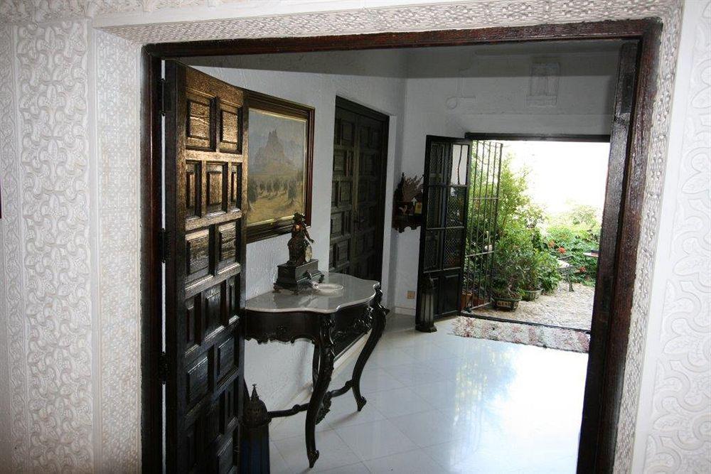 Hotel Jardin De La Muralla