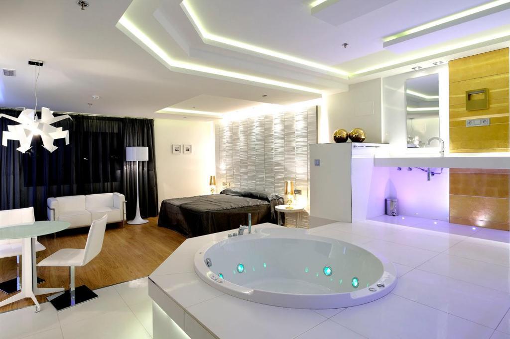 Kadrit Hotel Cadrete