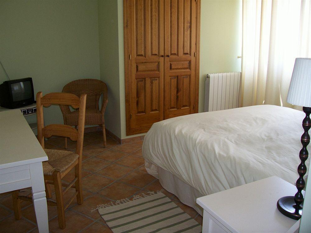 Hotel Laureana Marcos