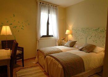 Hotel Laureana Marcos 3*