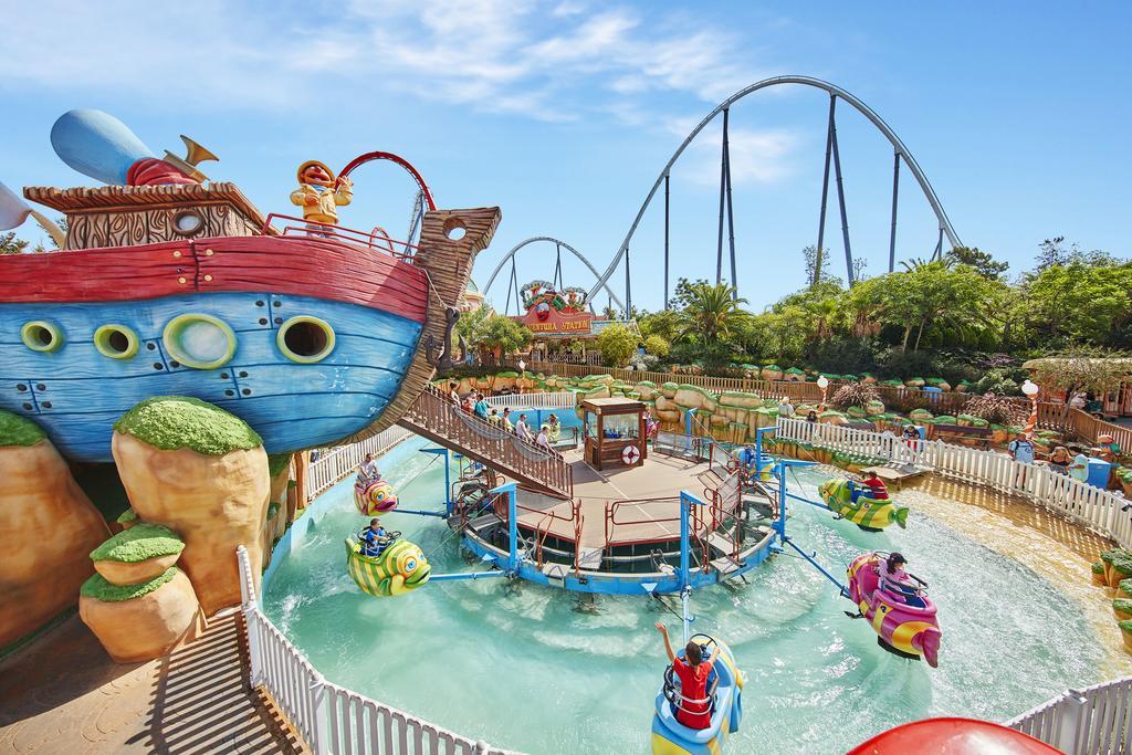 Hotel Portaventura Lucy's Mansion: Unlimited Park Access & Express Passes 5*