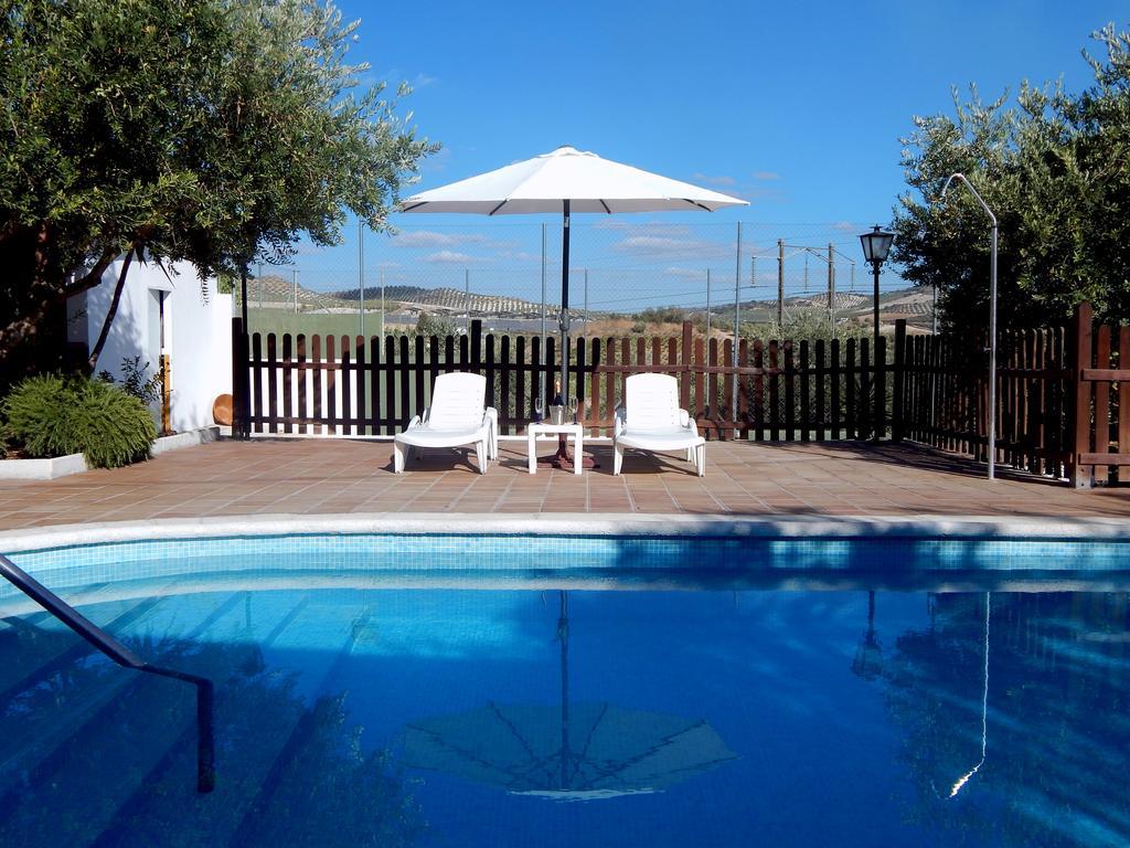 Casa rural María - Pista De Padel Y Piscina Baena