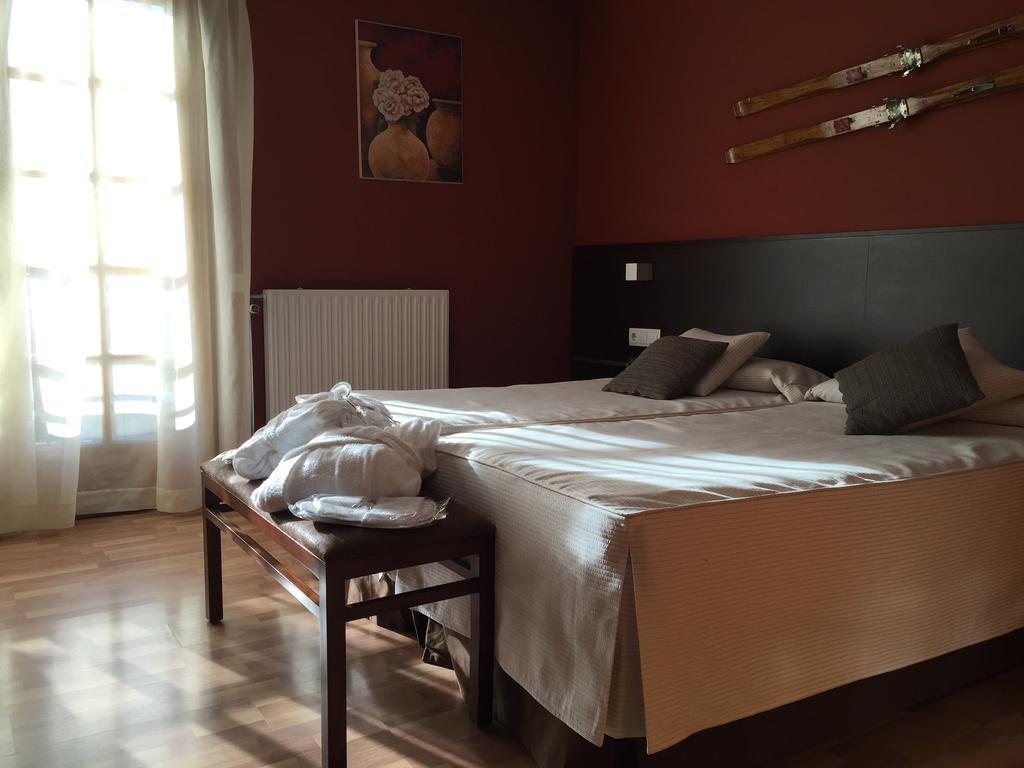 Hotel Esquirol (adults Only)