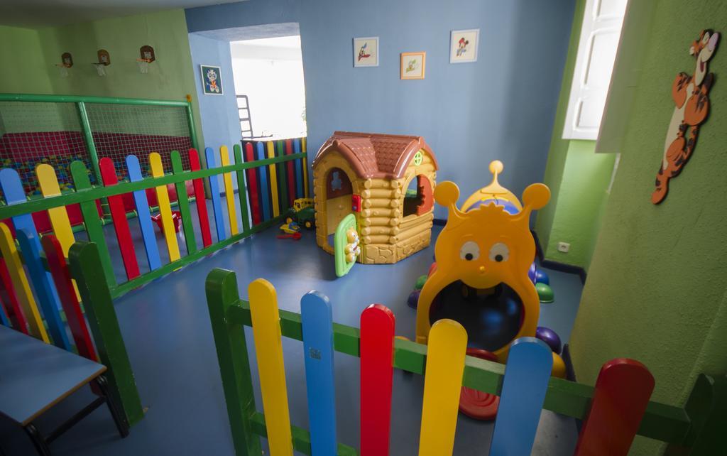 Guest house Ayestaran I *
