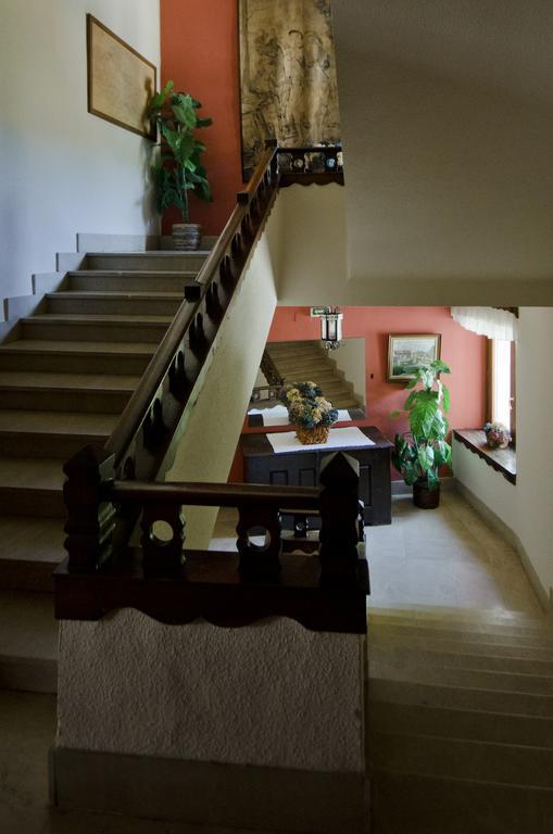 Guest house Ayestaran I *