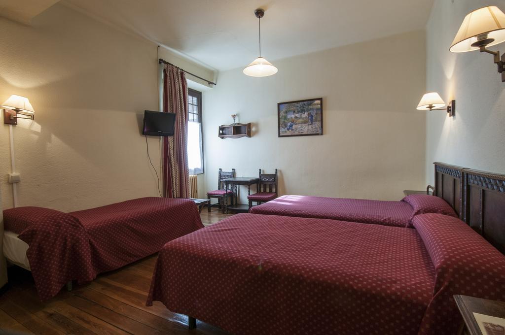 Guest house Ayestaran Ii