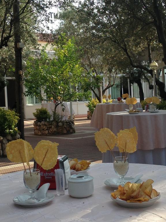 Les Torres Hotel Sant Esteve Sesrovires