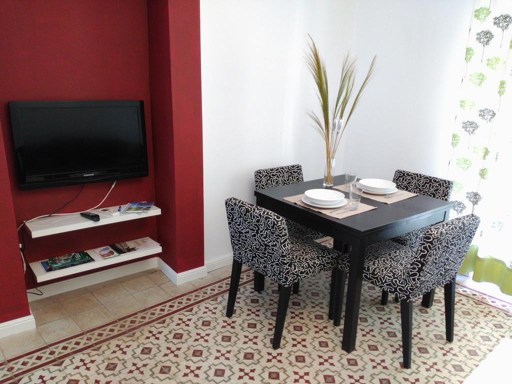 Apartamento La Machacona Plaza De Santiago Caces