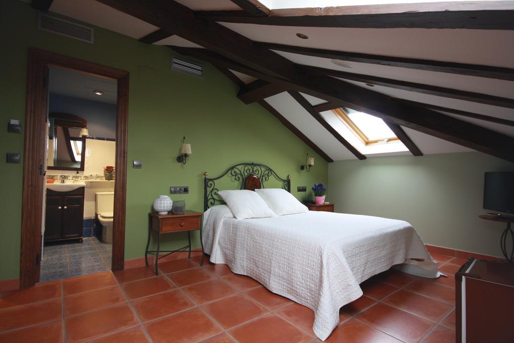 Doña Elvira Nava Hotel