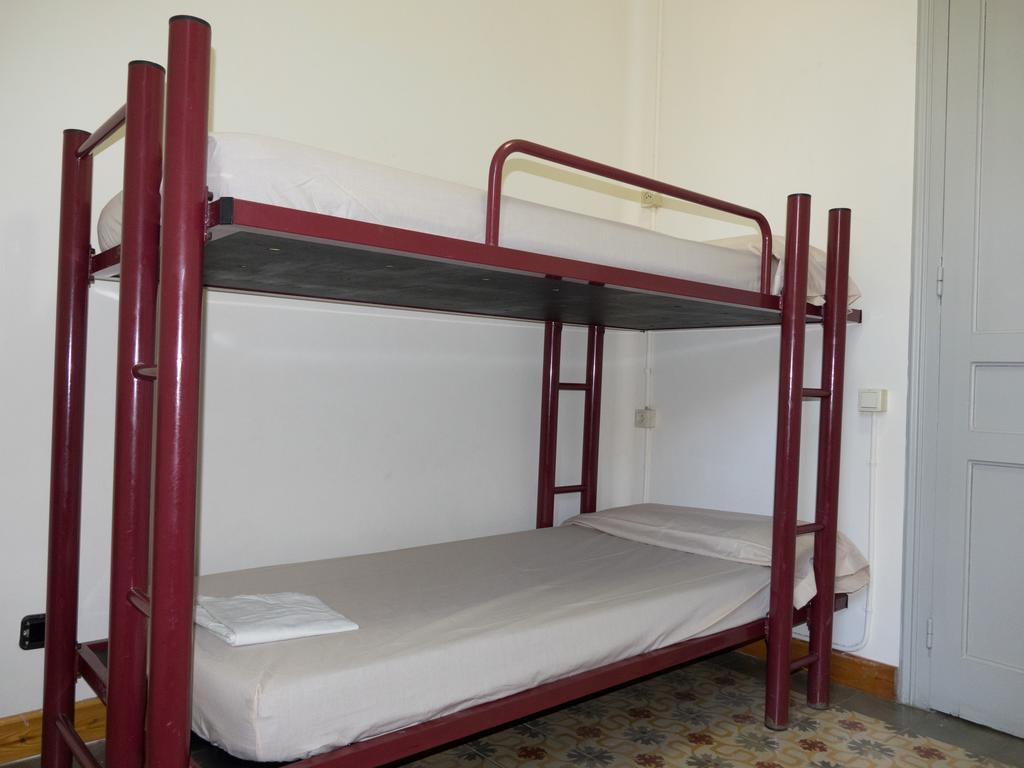 Xanascat Hostal *