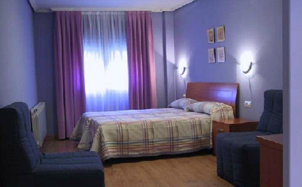 El Roble Hotel